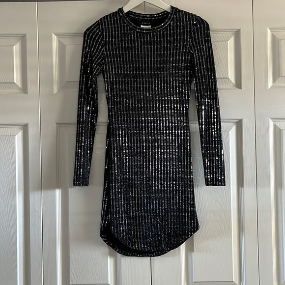 B. Darlin black mini dress - Picture 1 of 2